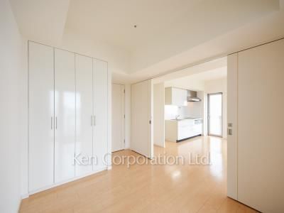 プライムアーバン新宿夏目坂タワーレジデンスの写真 ベッドルーム ※20階の同じ間取タイプを撮影。仕様が異なることがあります。