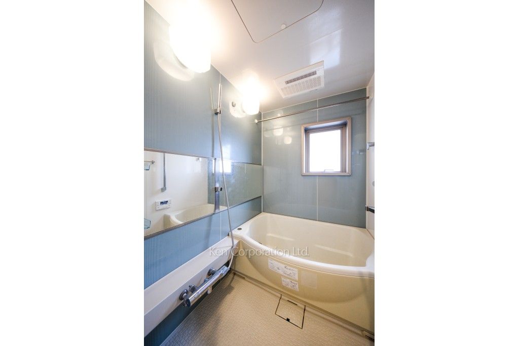 プライムアーバン新宿夏目坂タワーレジデンスの写真 バスルーム ※20階の同じ間取タイプを撮影。仕様が異なることがあります。