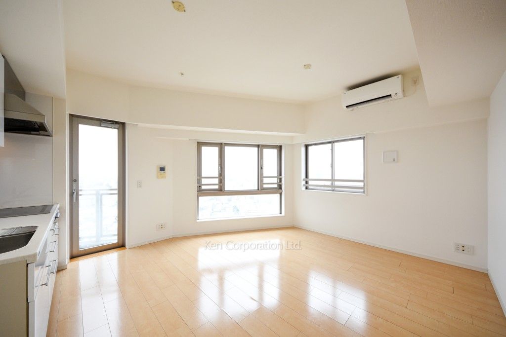 プライムアーバン新宿夏目坂タワーレジデンスの写真 居室（LDなど） ※20階の同じ間取タイプを撮影。仕様が異なることがあります。