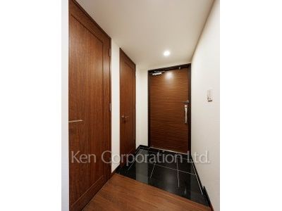 プライムアーバン新宿夏目坂タワーレジデンスの写真 玄関