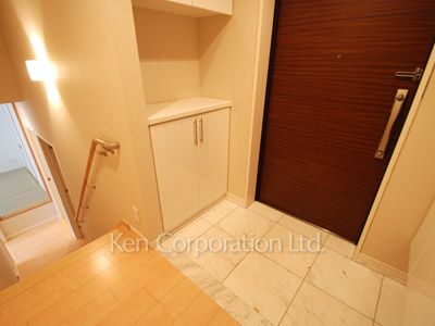 プライムアーバン新宿夏目坂タワーレジデンスの写真 玄関 ※1階の同じ間取タイプを撮影。仕様が異なることがあります。