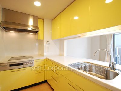 プライムアーバン新宿夏目坂タワーレジデンスの写真 キッチン ※1階の同じ間取タイプを撮影。仕様が異なることがあります。