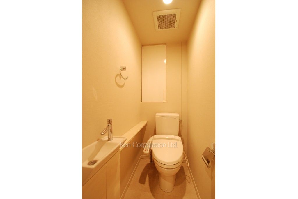 プライムアーバン新宿夏目坂タワーレジデンスの写真 トイレ ※1階の同じ間取タイプを撮影。仕様が異なることがあります。