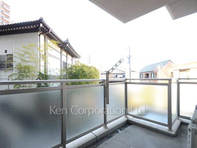 プライムアーバン新宿夏目坂タワーレジデンスの写真 バルコニー