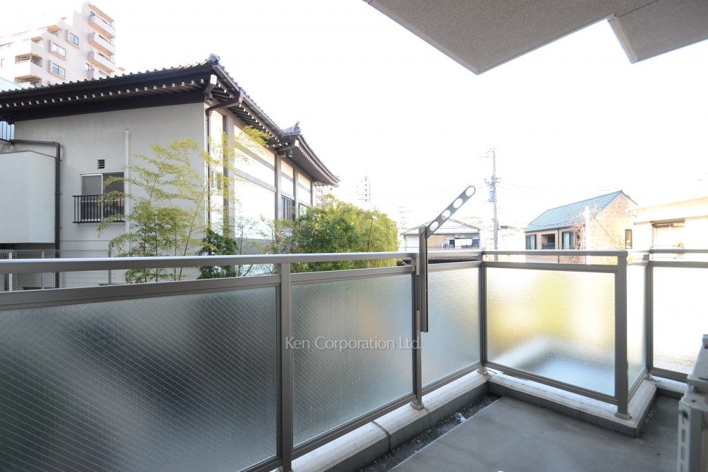 プライムアーバン新宿夏目坂タワーレジデンスの写真 バルコニー