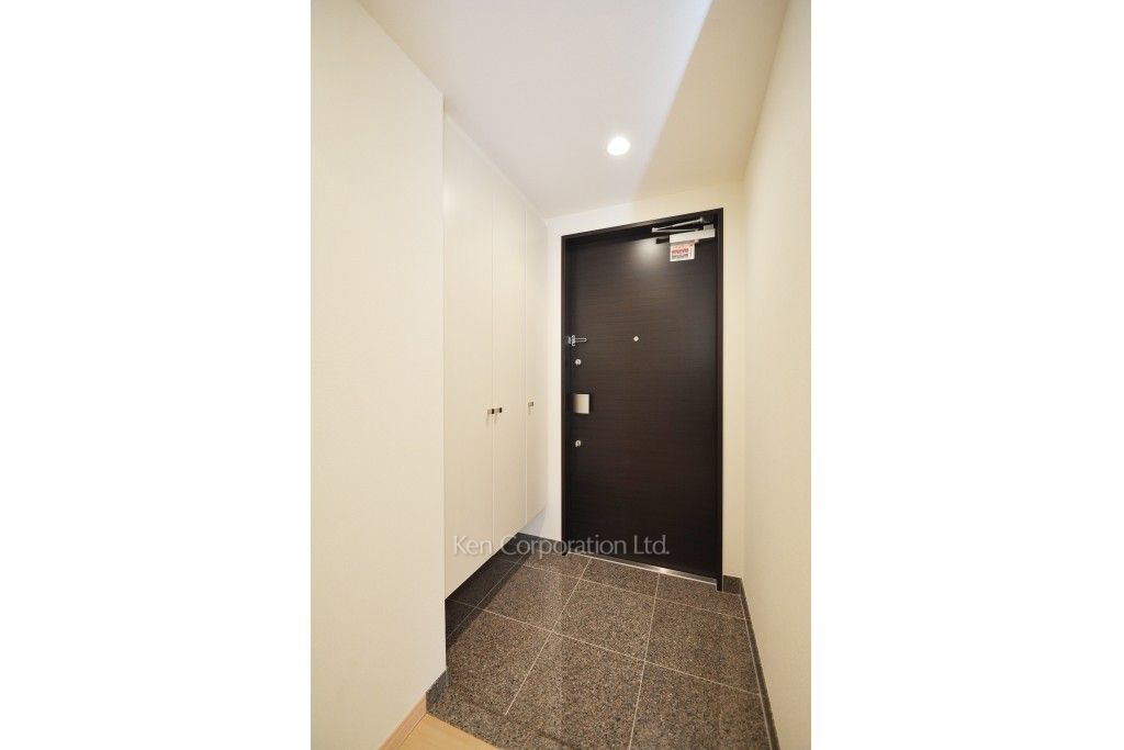 White Tower Hamamatsuchoの写真 玄関 ※3階の同じ間取タイプを撮影。仕様が異なることがあります。
