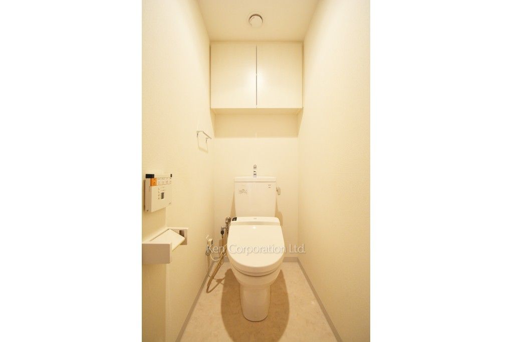 White Tower Hamamatsuchoの写真 トイレ ※3階の同じ間取タイプを撮影。仕様が異なることがあります。