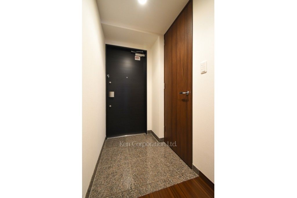 White Tower Hamamatsuchoの写真 玄関 ※3階の同じ間取タイプを撮影。仕様が異なることがあります。