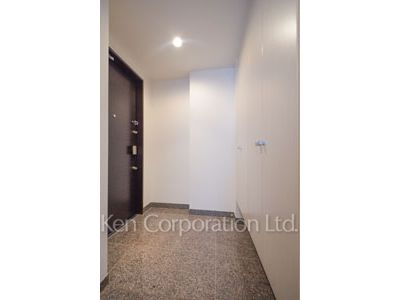 White Tower Hamamatsuchoの写真 玄関 ※15階の同じ間取タイプを撮影。仕様が異なることがあります。