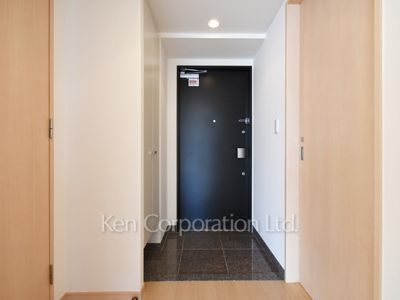 White Tower Hamamatsuchoの写真 玄関 ※9階の同じ間取タイプを撮影。仕様が異なることがあります。