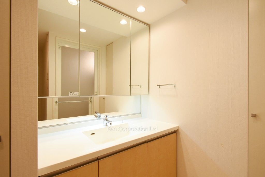 White Tower Hamamatsuchoの写真 パウダールーム ※9階の同じ間取タイプを撮影。仕様が異なることがあります。