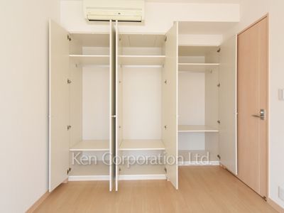 White Tower Hamamatsuchoの写真 クローゼット ※9階の同じ間取タイプを撮影。仕様が異なることがあります。