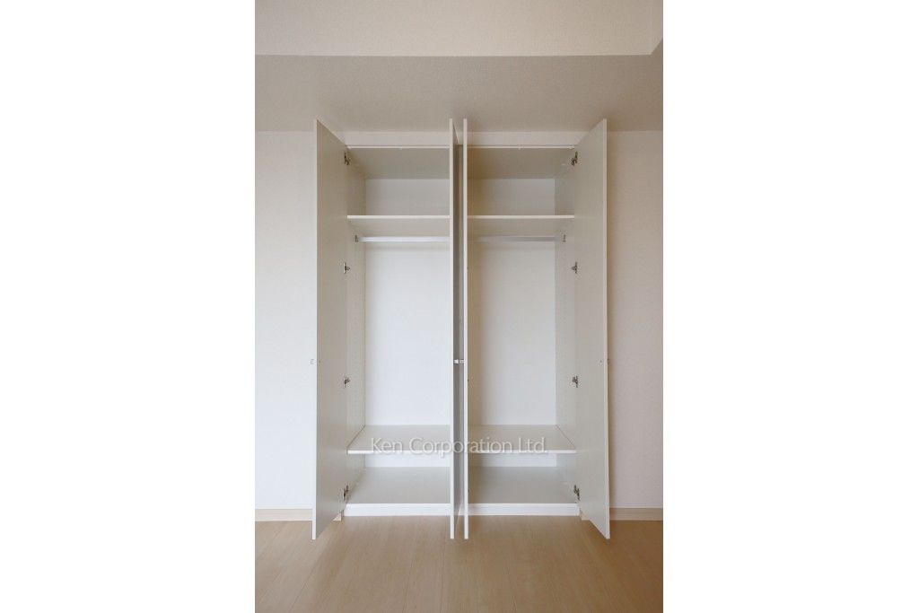 White Tower Hamamatsuchoの写真 クローゼット