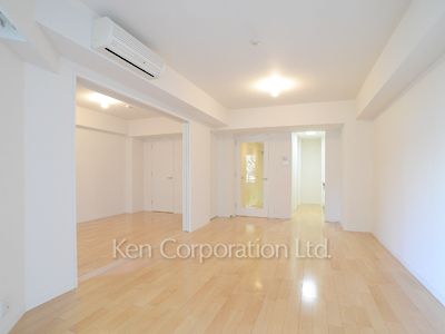 カスタリア高輪の写真 リビングダイニング ※2階の同じ間取タイプを撮影。仕様が異なることがあります。