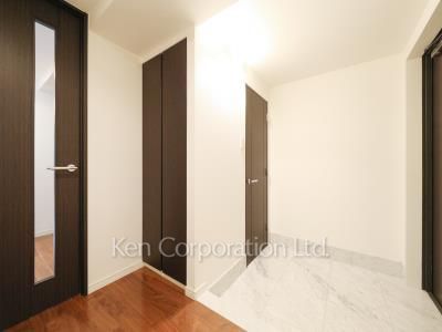 テラッツァ表参道の写真 玄関