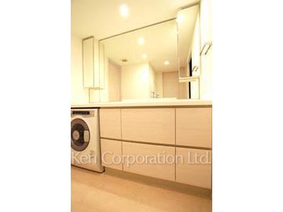 パークキューブ目黒タワーの写真 パウダールーム ※19階の同じ間取タイプを撮影。仕様が異なることがあります。