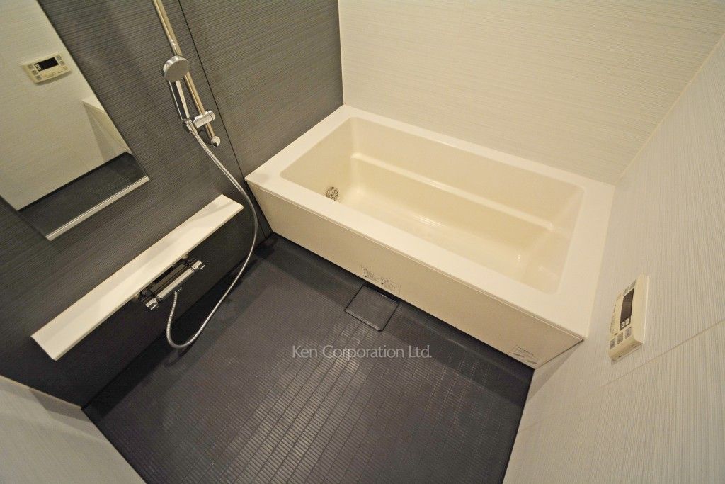 パークキューブ目黒タワーの写真 バスルーム ※5階の同じ間取タイプを撮影。仕様が異なることがあります。