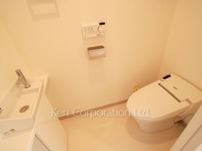 パークキューブ目黒タワーの写真 トイレ ※4階の同じ間取タイプを撮影。仕様が異なることがあります。