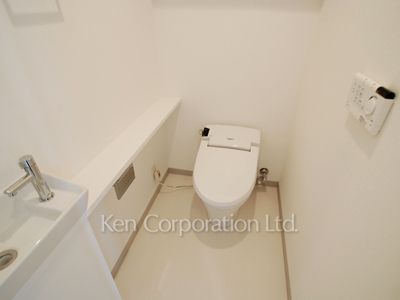 パークキューブ目黒タワーの写真 トイレ ※4階の同じ間取タイプを撮影。仕様が異なることがあります。