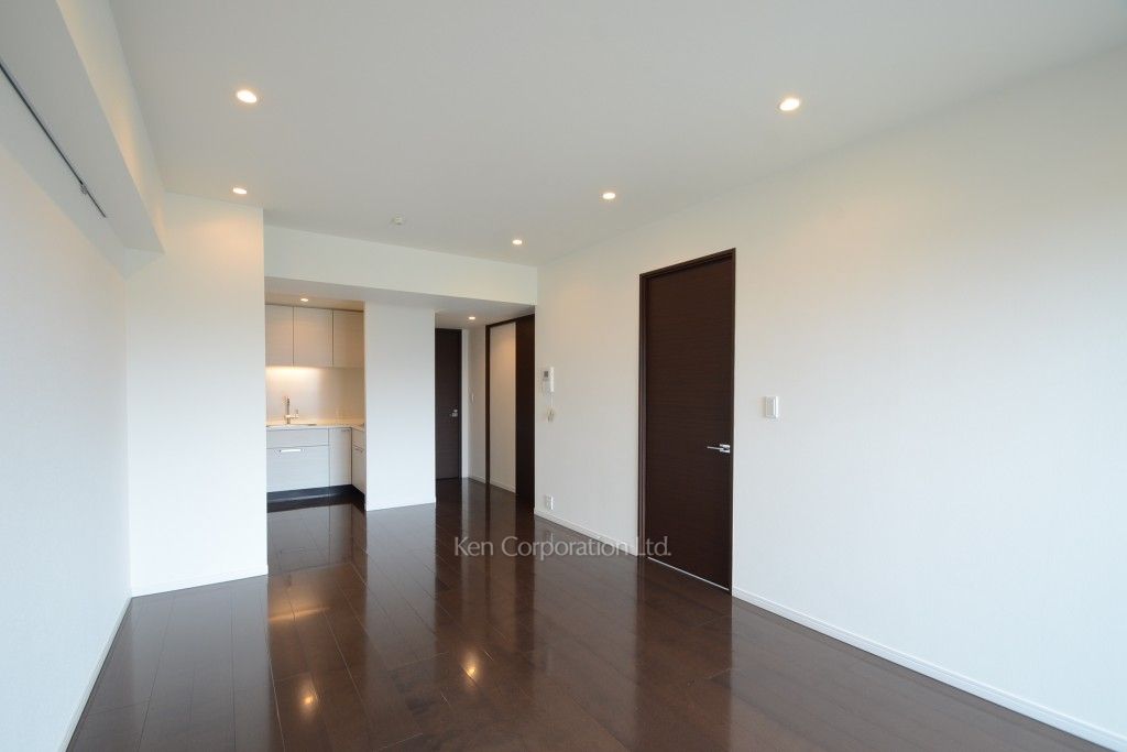 フレンシア外苑西の写真 リビングダイニング ※5階の同じ間取タイプを撮影。仕様が異なることがあります。