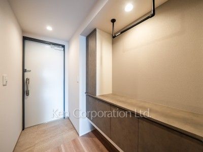 フレンシア外苑西の写真 玄関
