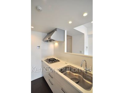 フレンシア外苑西の写真 キッチン ※5階の同じ間取タイプを撮影。仕様が異なることがあります。