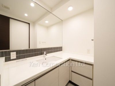 パウダールーム