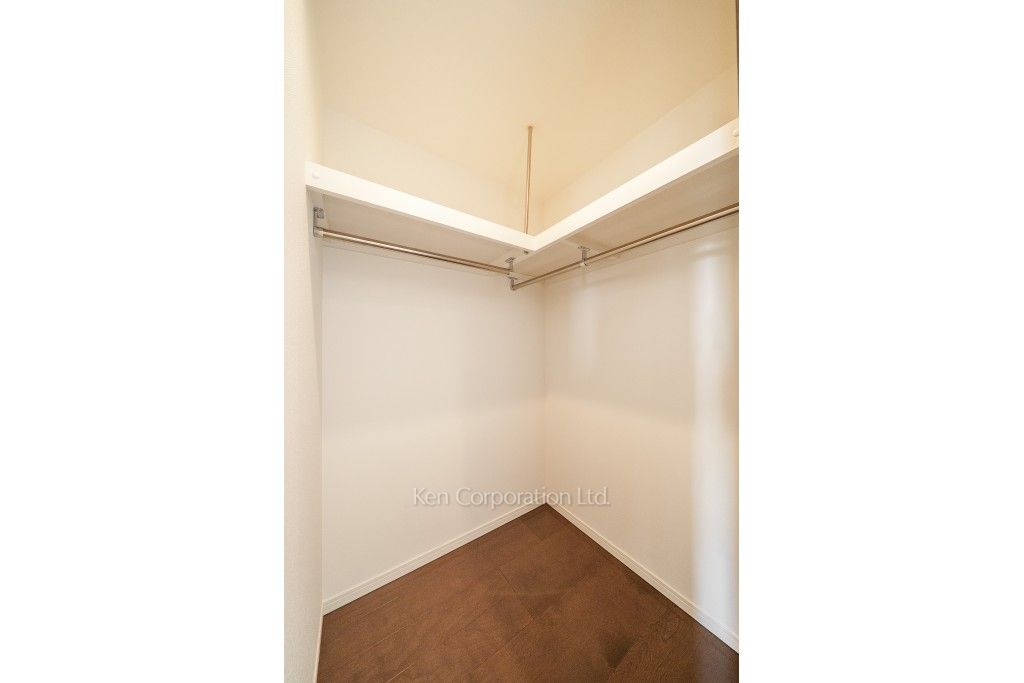 フレンシア外苑西の写真 ウォークインクローゼット