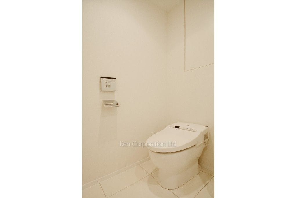 トイレ ※7階の同じ間取タイプを撮影。仕様が異なることがあります。（9階・1LDK）  ※写真の無断転載禁止