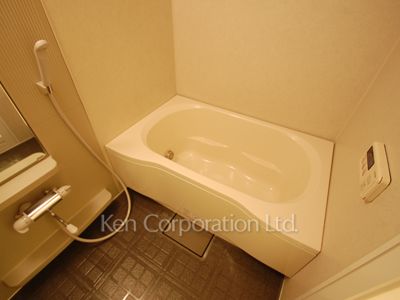 バスルーム ※12階の同じ間取タイプを撮影。仕様が異なることがあります。