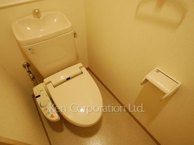 トイレ ※12階の同じ間取タイプを撮影。仕様が異なることがあります。