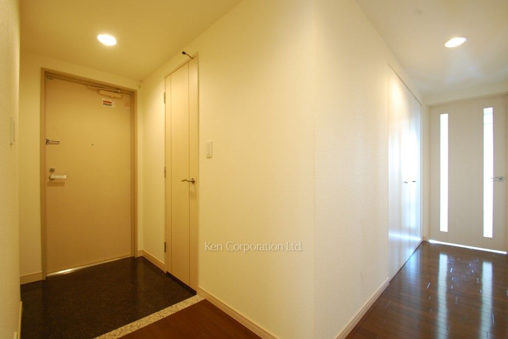 トレステージ目黒の写真 玄関