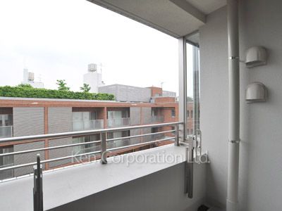 ランテンヌ四谷の写真 バルコニー