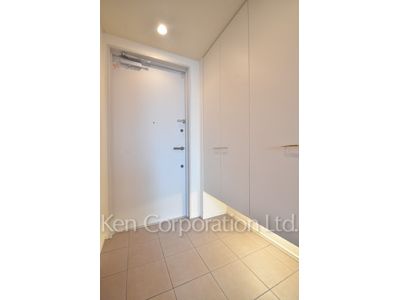 芝浦アイランド ブルームタワーの写真 玄関 ※8階の同じ間取タイプを撮影。仕様が異なることがあります。