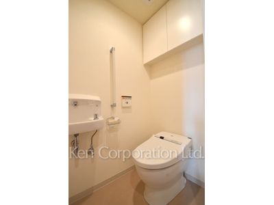 芝浦アイランド ブルームタワーの写真 トイレ ※8階の同じ間取タイプを撮影。仕様が異なることがあります。