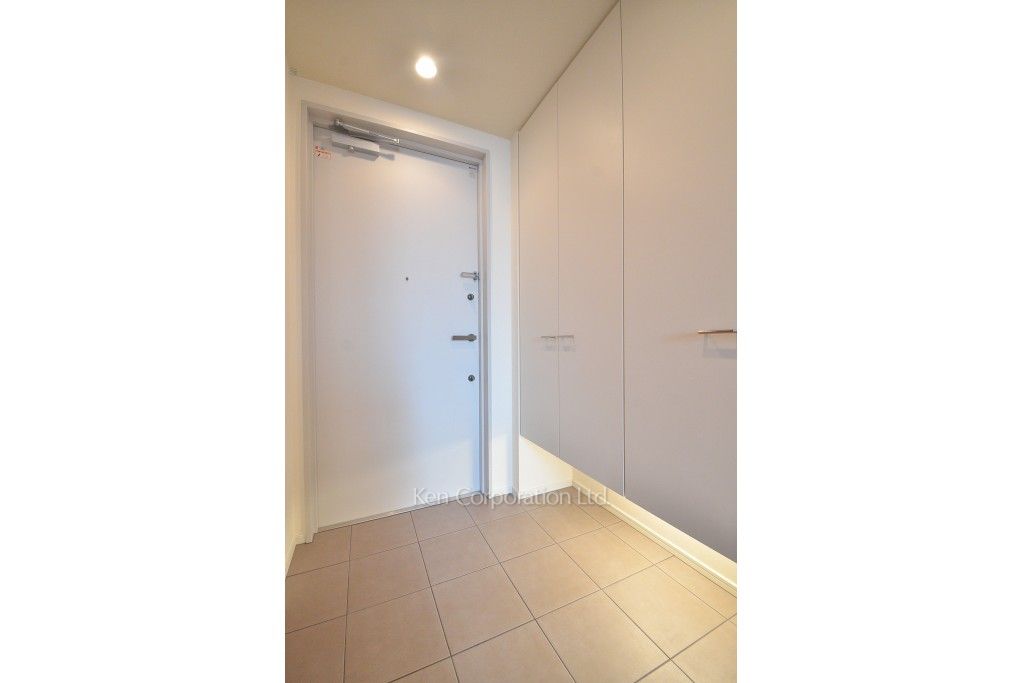 芝浦アイランド ブルームタワーの写真 玄関 ※8階の同じ間取タイプを撮影。仕様が異なることがあります。