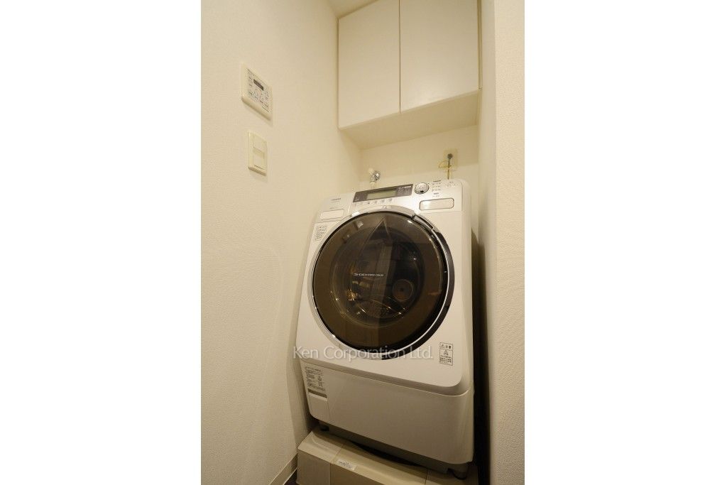 洗濯乾燥機 ※5階の同じ間取タイプを撮影。仕様が異なることがあります。
