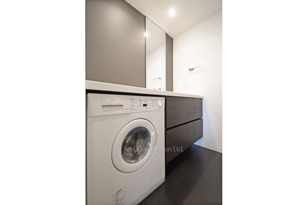 芝浦アイランド ブルームタワーの写真 洗濯乾燥機 ※18階の同じ間取タイプを撮影。仕様が異なることがあります。
