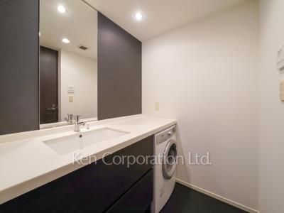 芝浦アイランド ブルームタワーの写真 パウダールーム ※28階の同じ間取タイプを撮影。仕様が異なることがあります。