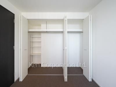 芝浦アイランド ブルームタワーの写真 クローゼット ※28階の同じ間取タイプを撮影。仕様が異なることがあります。