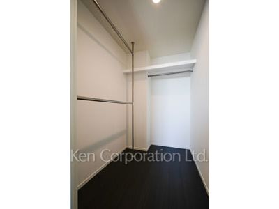 芝浦アイランド ブルームタワーの写真 ウォークインクローゼット ※24階の同じ間取タイプを撮影。仕様が異なることがあります。