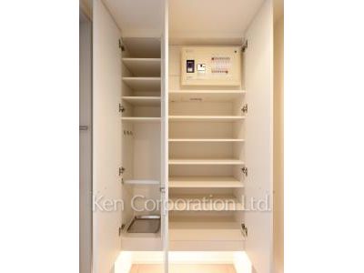 芝浦アイランド ブルームタワーの写真 シューズクローゼット