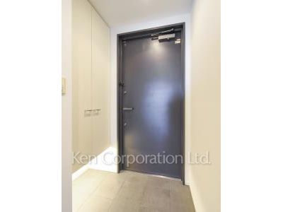 芝浦アイランド ブルームタワーの写真 玄関 ※21階の同じ間取タイプを撮影。仕様が異なることがあります。