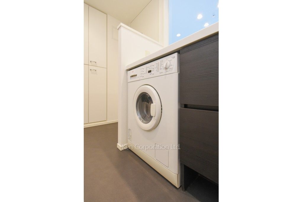 芝浦アイランド ブルームタワーの写真 洗濯乾燥機 ※21階の同じ間取タイプを撮影。仕様が異なることがあります。