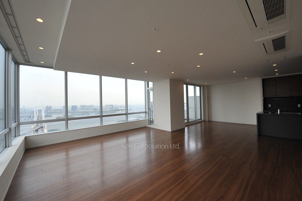 芝浦アイランド ブルームタワーの写真 居室（LDなど） ※41階の同じ間取タイプを撮影。仕様が異なることがあります。