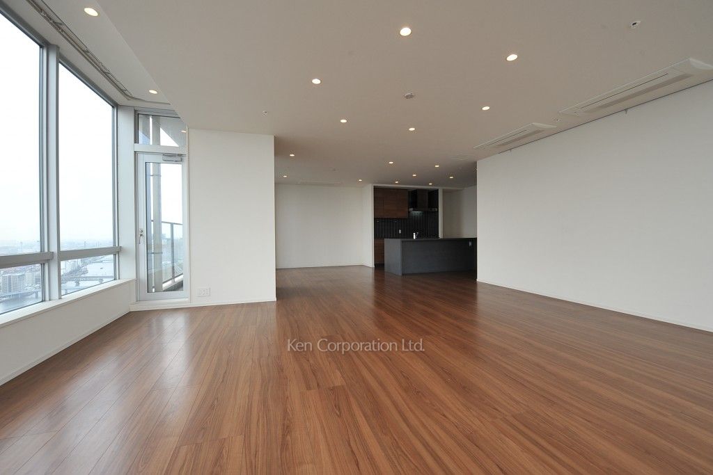 芝浦アイランド ブルームタワーの写真 居室（LDなど） ※41階の同じ間取タイプを撮影。仕様が異なることがあります。