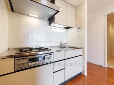 芝浦アイランド ブルームタワーの写真 キッチン ※17階の同じ間取タイプを撮影。仕様が異なることがあります。