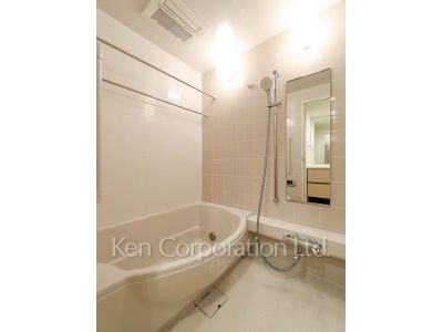 芝浦アイランド ブルームタワーの写真 バスルーム ※17階の同じ間取タイプを撮影。仕様が異なることがあります。