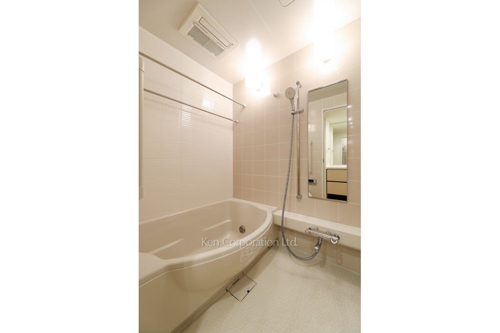 芝浦アイランド ブルームタワーの写真 バスルーム ※17階の同じ間取タイプを撮影。仕様が異なることがあります。