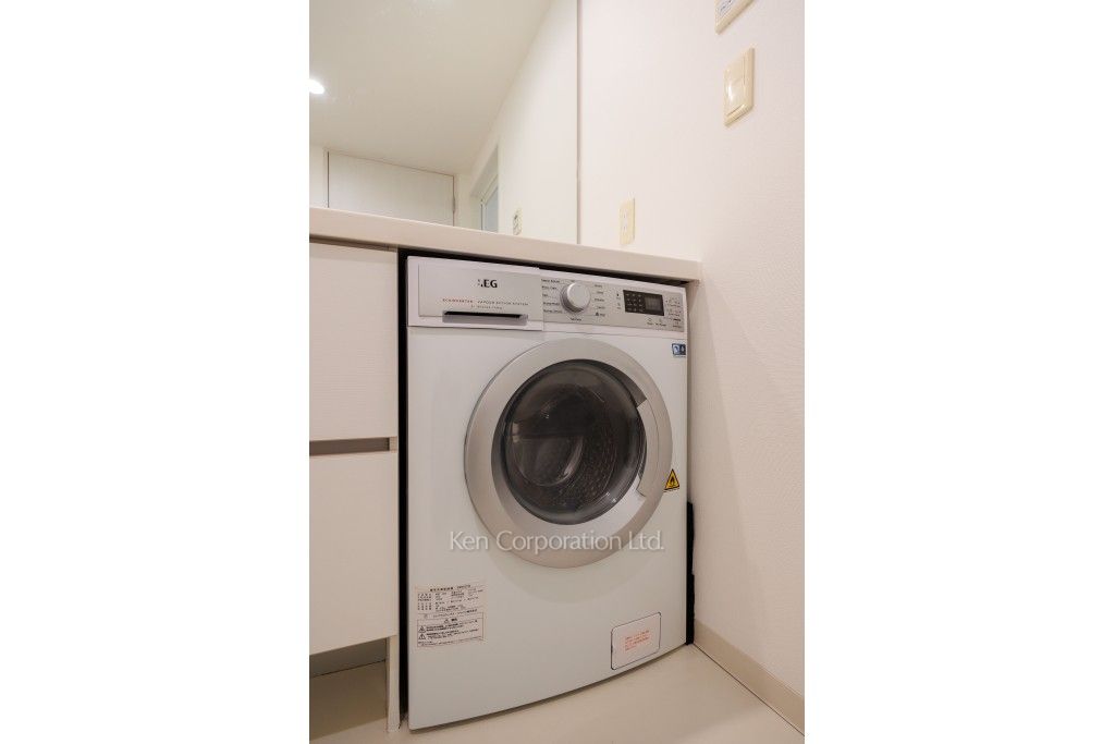 芝浦アイランド ブルームタワーの写真 洗濯乾燥機 ※19階の同じ間取タイプを撮影。仕様が異なることがあります。